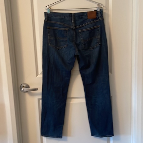 Men’s lucky brand heritage, slim jeans, 34x30 distressed at pocket - Picture 2 of 5